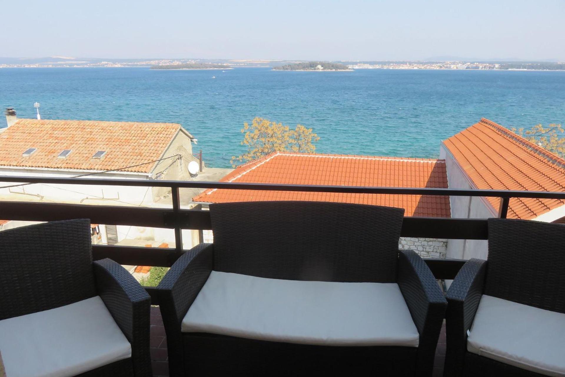 Apartment Marin Tkon Bagian luar foto