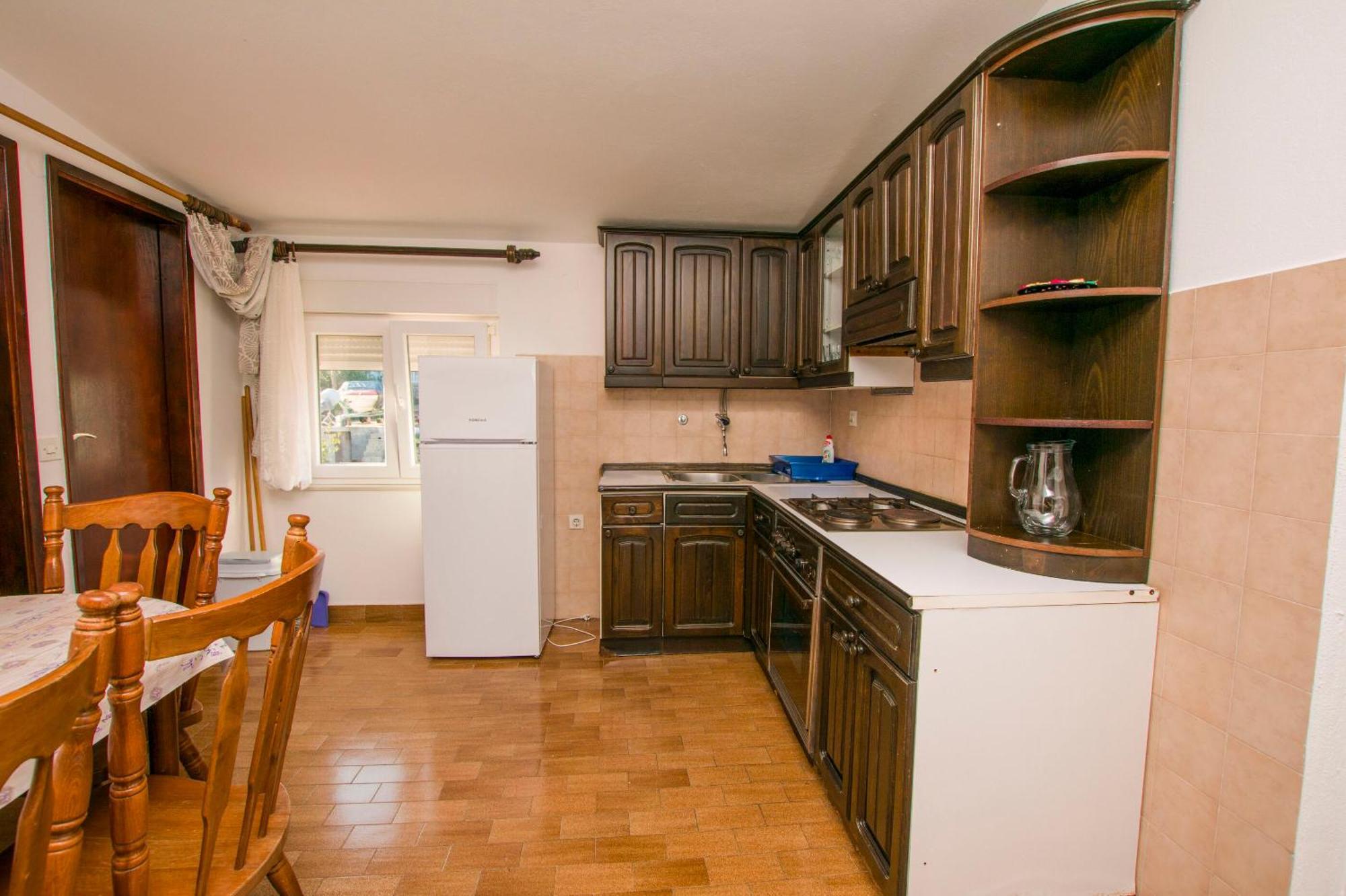 Apartment Marin Tkon Bagian luar foto